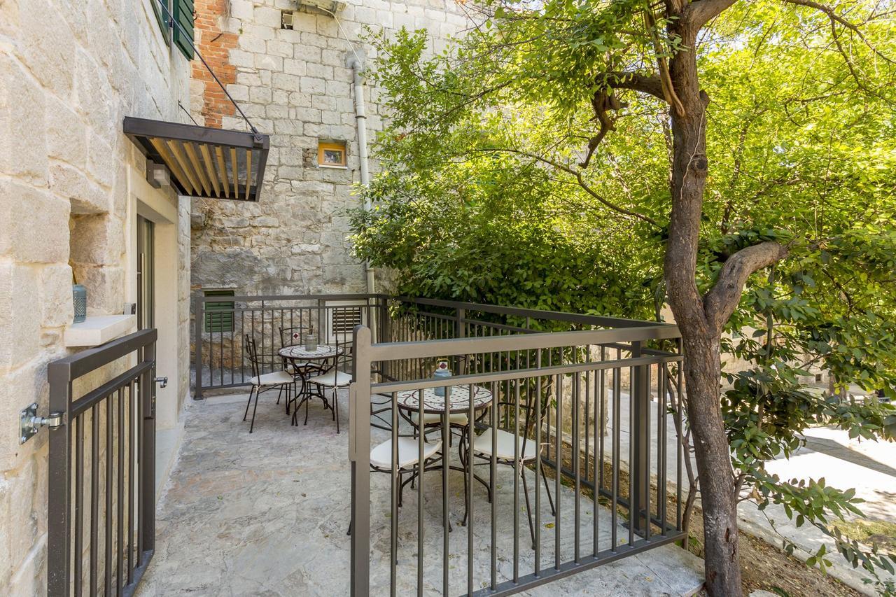 Miara Luxury Rooms Сплит Екстериор снимка