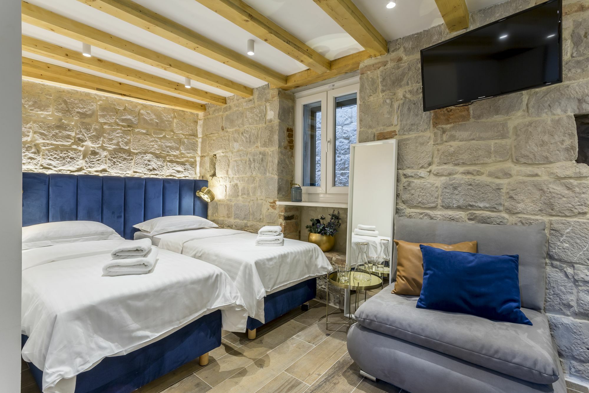 Miara Luxury Rooms Сплит Екстериор снимка