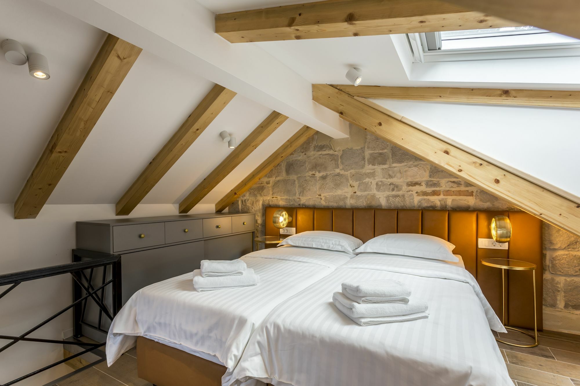 Miara Luxury Rooms Сплит Екстериор снимка
