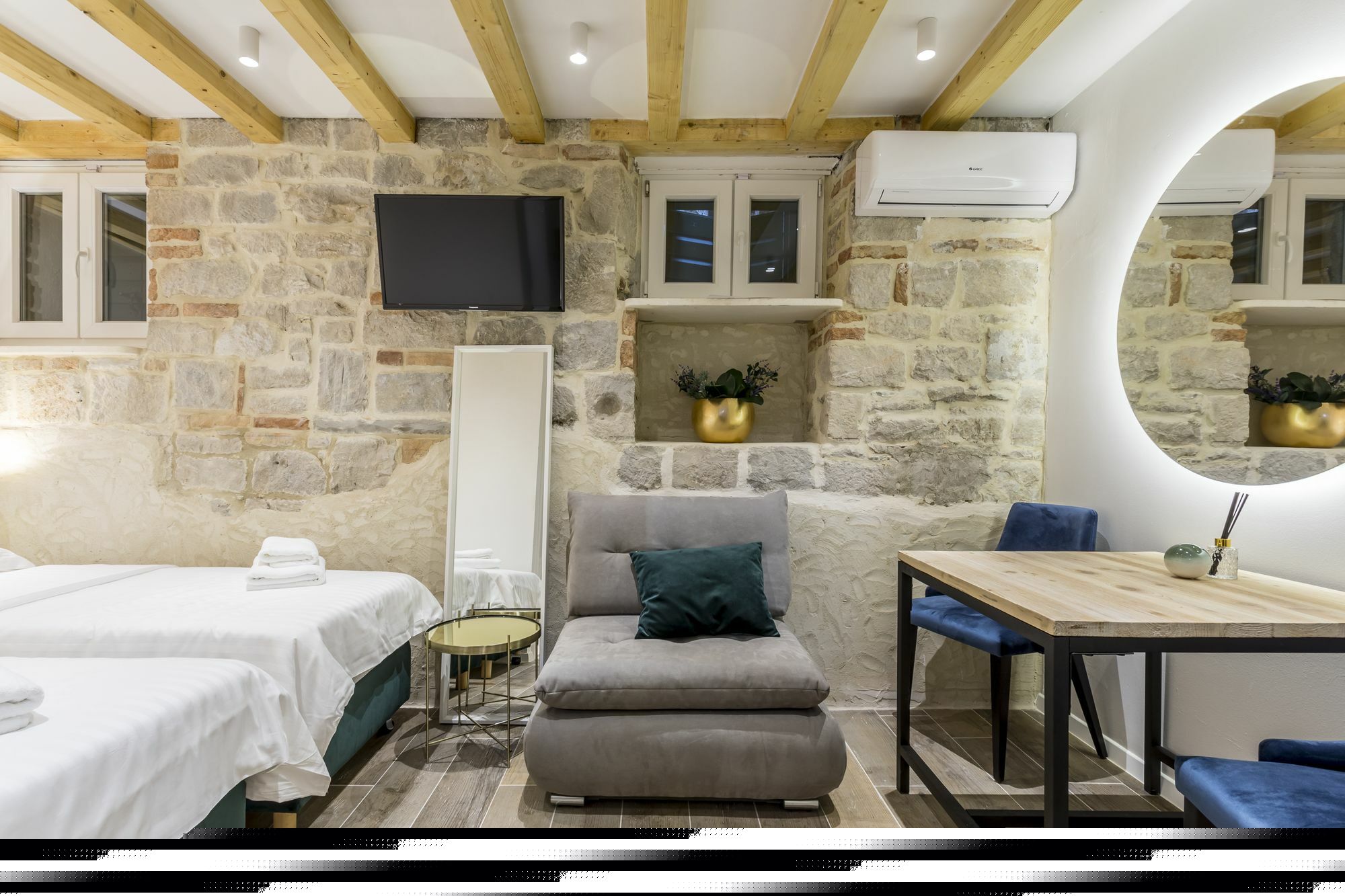 Miara Luxury Rooms Сплит Екстериор снимка